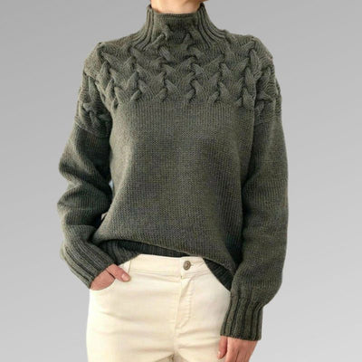 Rullkragepullover med twist-detaljer – Elegant värme med modern finess